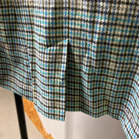 TALBOTS Wool 2-Button Blazer / Suit Jacket - Picture 12 of 13